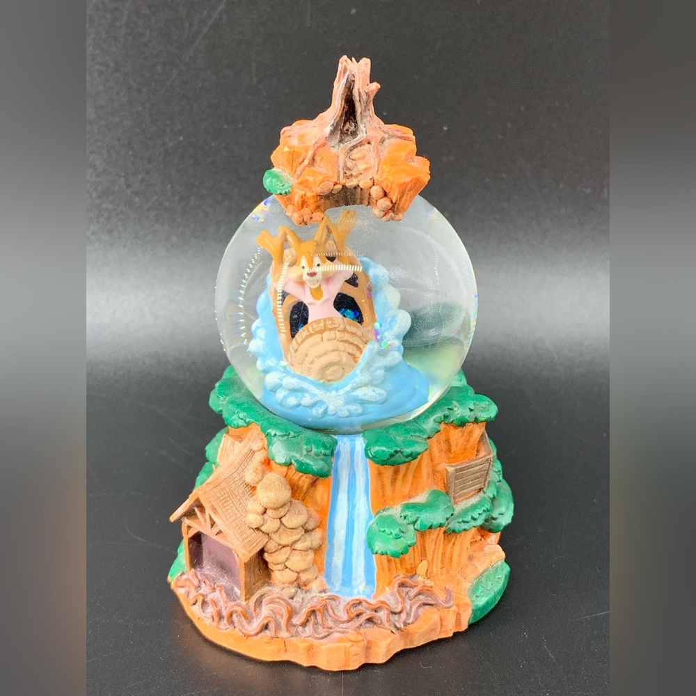 Disney Parks Splash Mountain Mini Snow Globe 3.5” tall Brer Rabbit Glitter.
